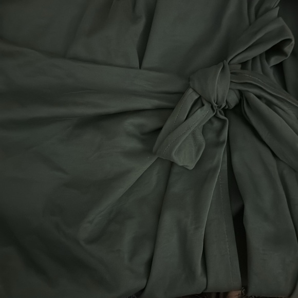 Vince Short Sleeve Tie Waist Dress - Picture 4 of 4